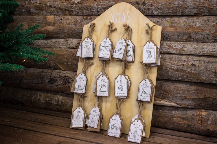 Ξύλινο Κάδρο "XMAS" με 50 Καρτελάκια CD132339