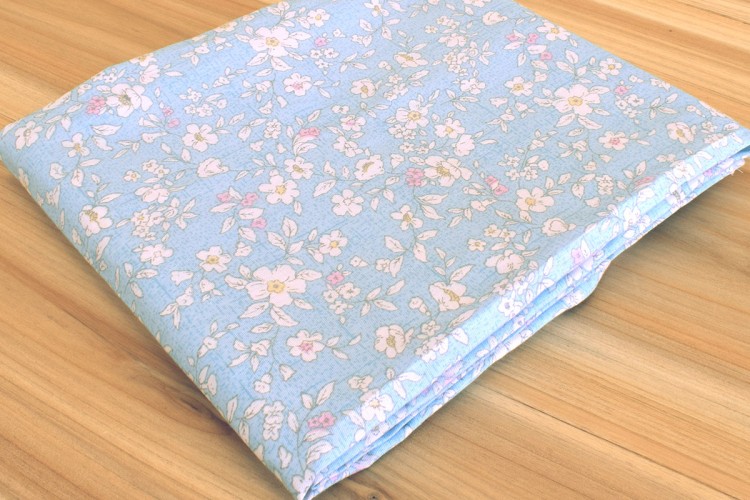 Ύφασμα με το μέτρο Floral Τρίχρωμο F9973-2