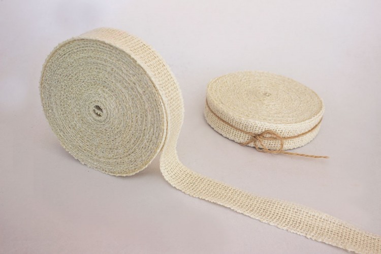 Κορδέλα Λινάτσας 25mm x 10yd Λευκή R0187W Κορδέλα Λινάτσας 25mm x 10yd Λευκή R0187W